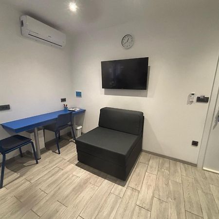 Rooms Jelak 大戈里察 外观 照片